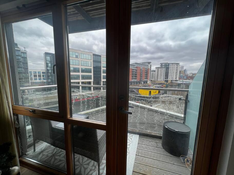 Leeds Clarence Dock 2 Bedroom Apt Exteriör bild