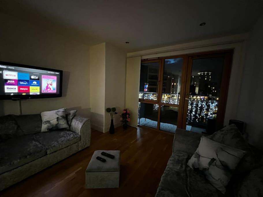 Leeds Clarence Dock 2 Bedroom Apt Exteriör bild